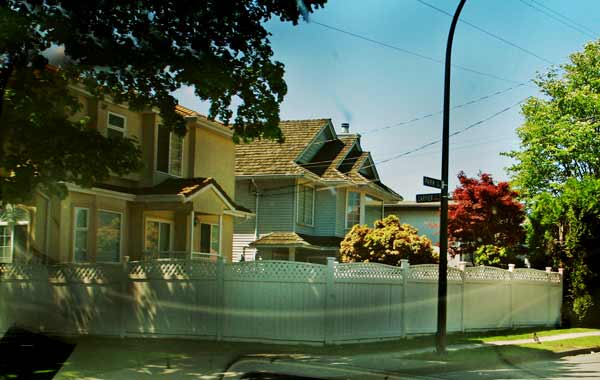 5330-VancouverNeighborhood-051506-108p