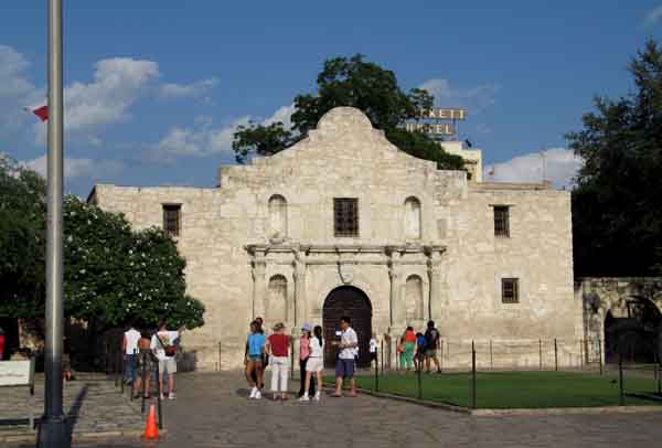 Alamo-c-061905-625p