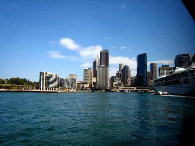 4342-CircularQuay-071027-1250p