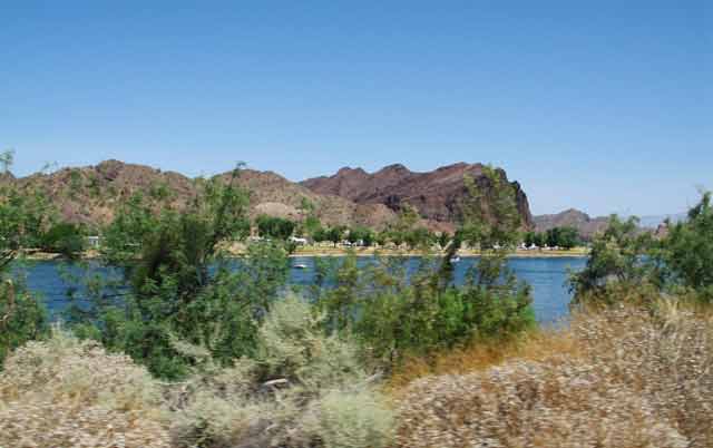 7058-ColoRiverResort-060206-1036a