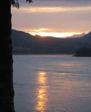 5902-Sunset-CampbellRiver-051906-846p