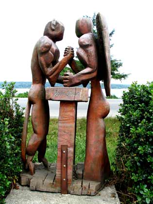 5978-ArmWrestlingSculpture-052006-247p