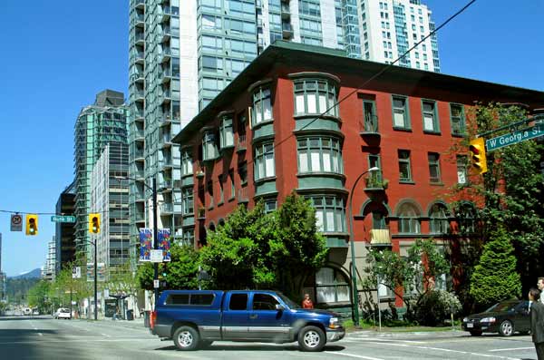 5353-DowntownVancouver-051506-1228p