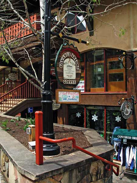 4784-c-CoveredBridgeCoffeeShop-050906-1133a