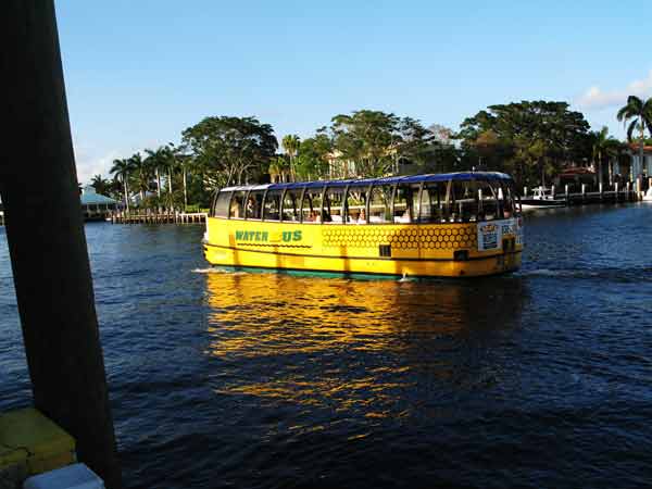 WaterBus-041005-639p
