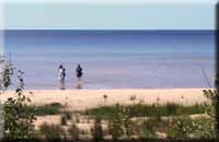 Click here to see pictures of Lake Michigan.