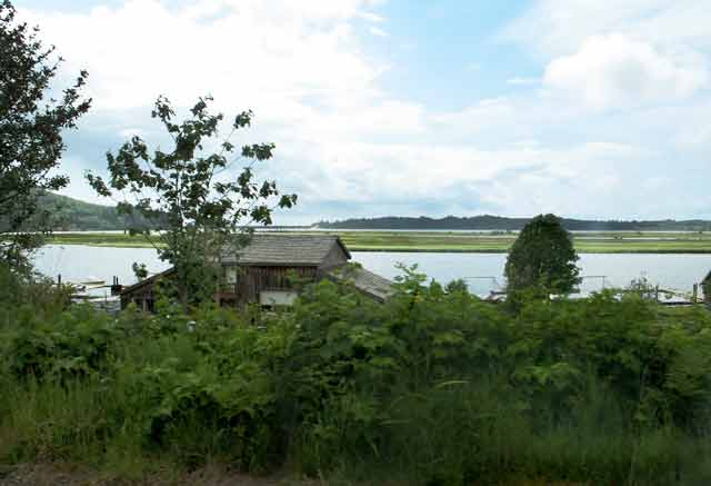 6470-FishingShack-052606-349p