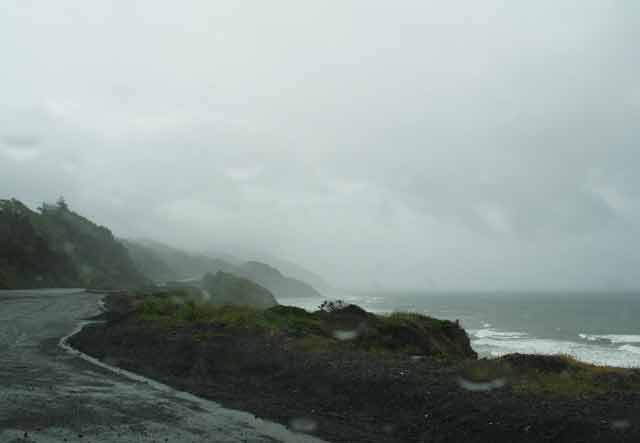 6519-RainyBeach-052706-1220p