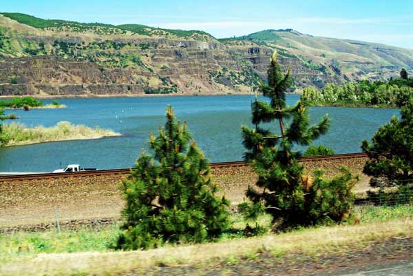 5095-ColumbiaRiver-051206-322p