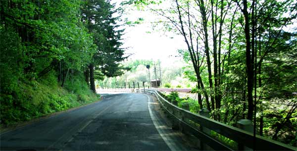 5151-OldHwy30-051206-458p