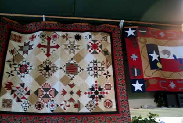 Quilt-HSMercantile-121304-1133a