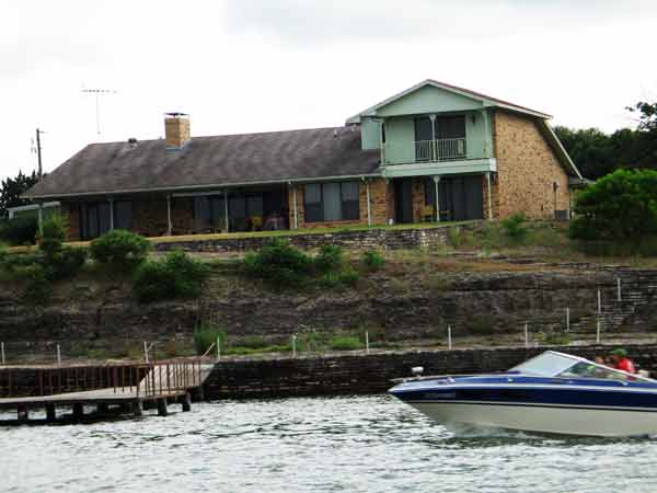 house-052905-605p