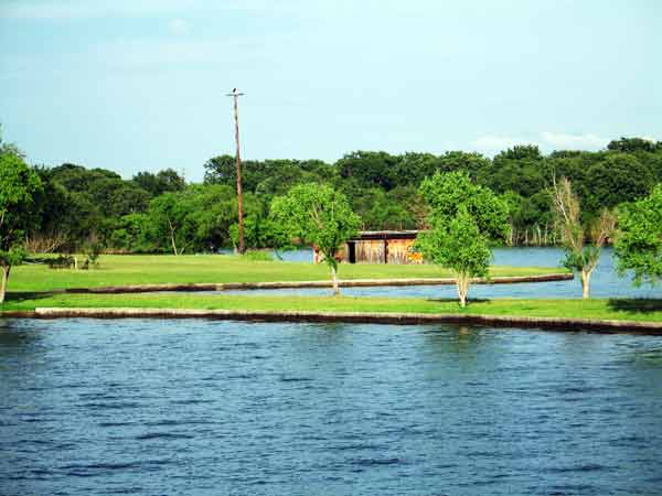 GrassyCove-052905-652p