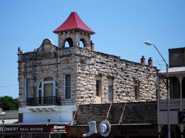 Fredericksburg-061805-1233p""