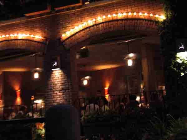 Restaurant-061805-856p