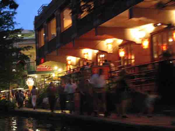 RiverWalk-061805-858p