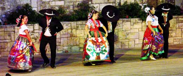MexicanHatDance-061905-846p