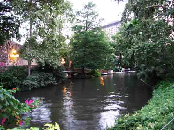 SARiver-061705-934p