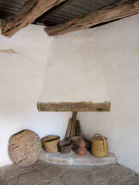 Fireplace-061905-1018a