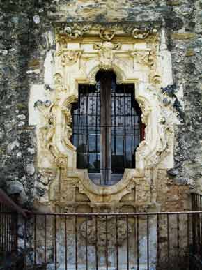 OrnateWindow-061905-1034a