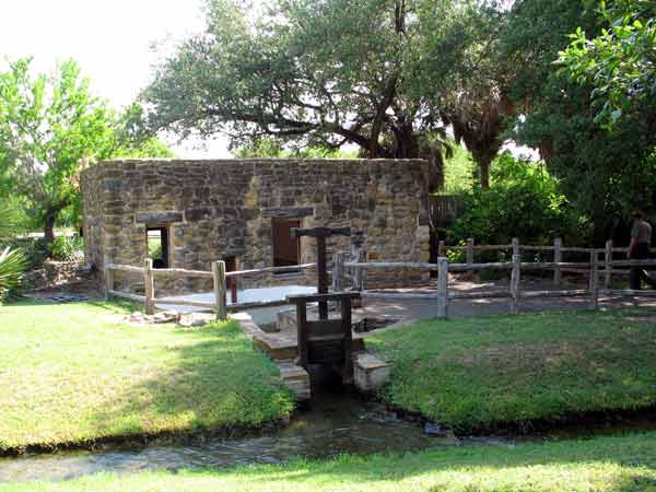 MillHouse-061905-1047a