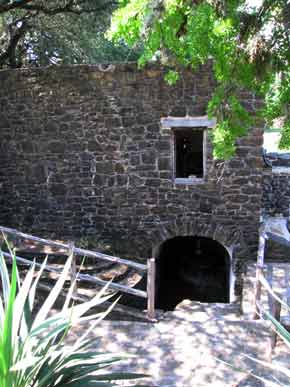 MillHouse-061905-1051a