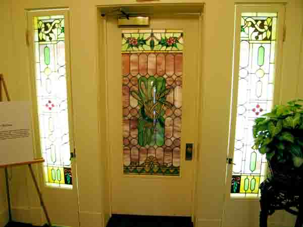 GuentherDoorway-061905-1145a