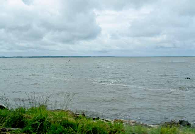 6416-ColumbiaRiver-052606-1151a