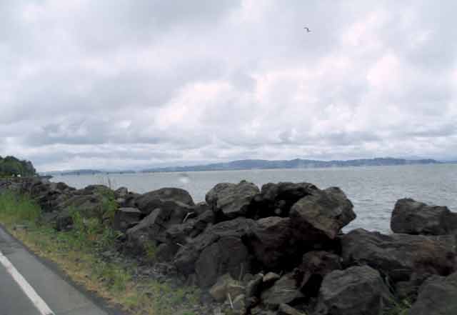 6420-ColumbiaRiver-052606-1153a