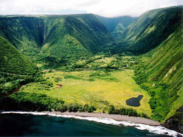 waipio valley.