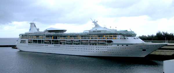RC Cruise Ship